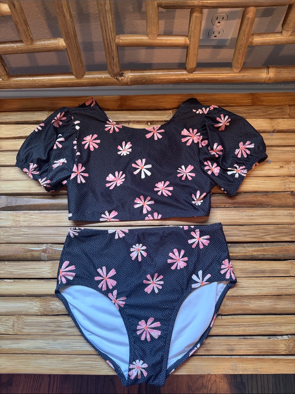 Zella Girls 10 Kids Floral Puff-Sleeve Two-Piece Swim Set - Black Pink Flowers